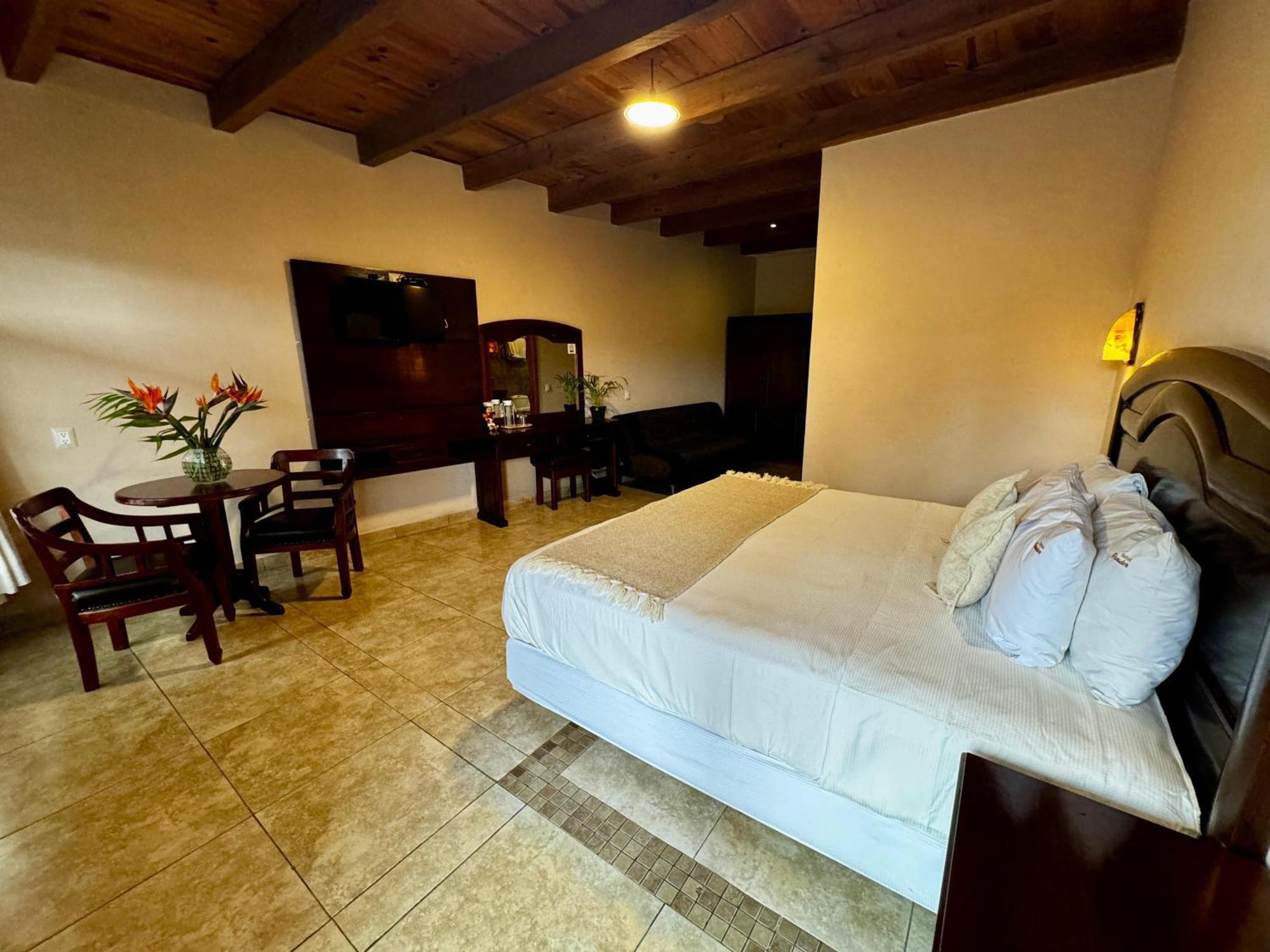 Parador Margarita San Cristobal de las Casas Exterior photo